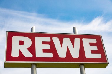 Kırmızı Rewe Logo
