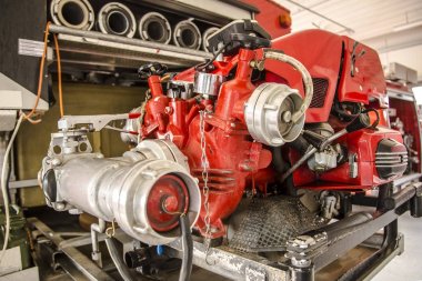 Bir yangın kamyon içinde