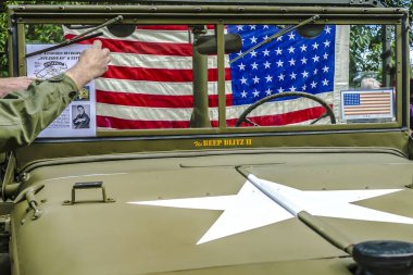 Klasik askeri Dodge Prestone detayları