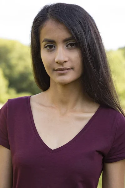 Beautiful serious young woman — Stock Photo, Image