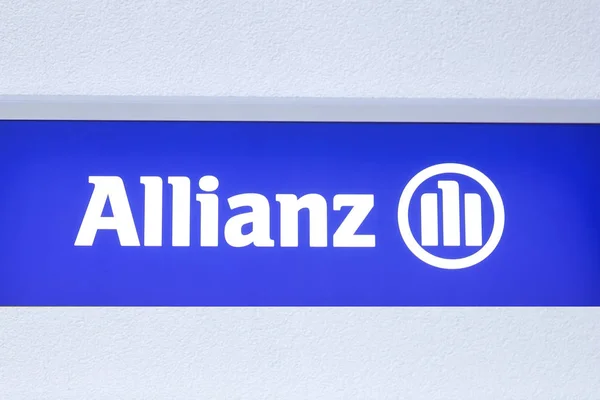 ALLIANZ Logo — 图库照片