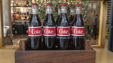 Coca Cola şişeleri 