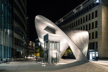Frankfurt 'taki Dalga modern mimarisi.