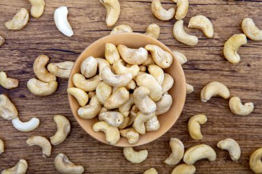 Tahta kasede kaju fıstığı