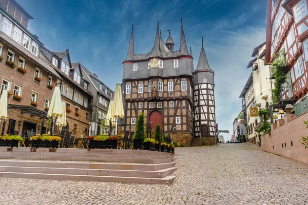 Frankenberg Alemania Julio 2019 Ayuntamiento Histórico Con Terraza Asientos Hotel — Foto de Stock