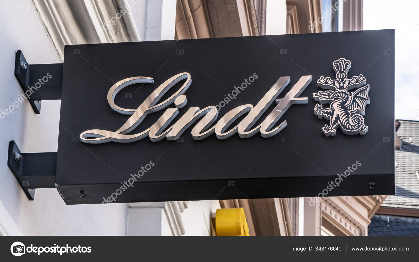 Trier Germany September 2019 Lindt Logo House Facade Retail Shop Stock Editorial Photo C Colour 348176640