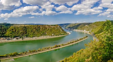 Panorama görünüm nehir Ren gelen ünlü Almanya'da lorely