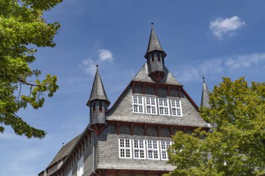 Belediye binası, fritzlar, küçük kasaba, tarihi, gelenek, kasaba, Almanya, kuzey Hesse, bina, gökyüzü, bulutlar, yaz, emsalsiz, taş ev, kuleler, pencereler, tatil beldesi, turizm