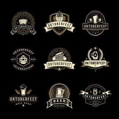 Bira Festivali Oktoberfest etiketleri, rozetleri ve logolar ayarla