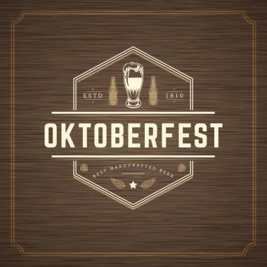 Oktoberfest tebrik kartı veya dokulu arka plan olarak görüntüle. Bira Festivali kutlama.