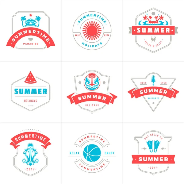 Etichette e badge vacanze estive tipografia vettoriale design — Vettoriale Stock