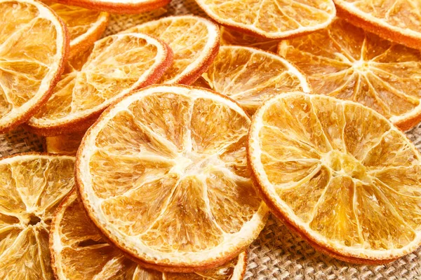 Sušené plátky pomeranče, použitelný také jako vánoční dekorace — Stock fotografie