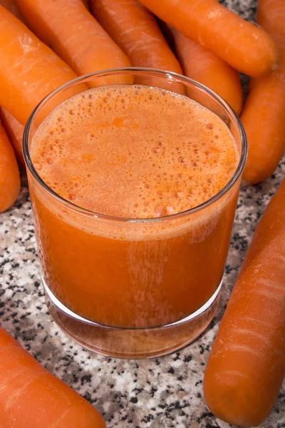 Fresh, healthy carrot juice in a glass — Stock Photo, Image