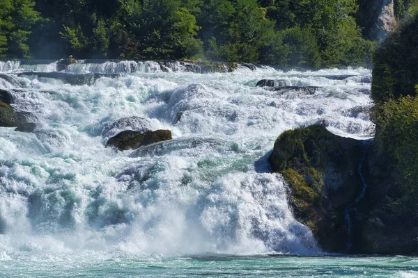 Rhine Terkenal Jatuh Swiss Dekat Kota Schaffhausen Hari Yang Cerah — Stok Foto