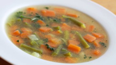 Havuç ve fasulye ile sebze çorbası