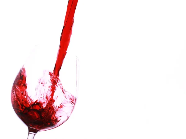 Червоне Вино Тече Склянці — стокове фото
