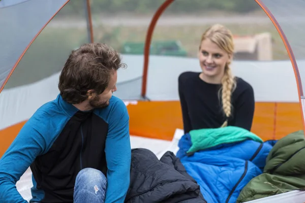 Young Man Looking At Woman In Tent — Stock Photo, Image