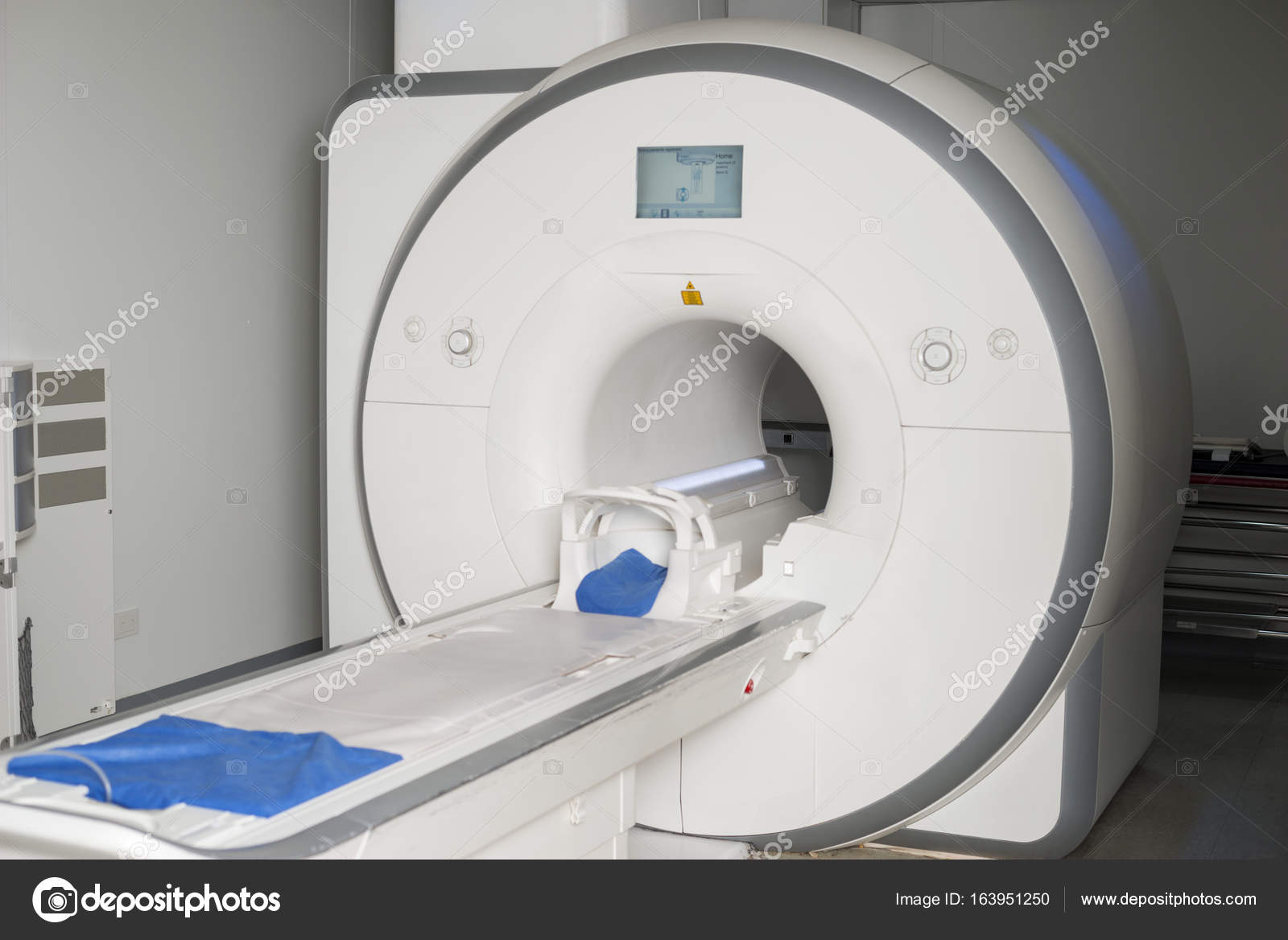 Ct Scan Machine In Hospital Stock Photo By C Simplefoto 163951250