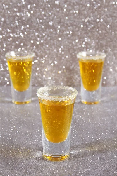 Glasses with a yellow cocktail — Stock Photo, Image