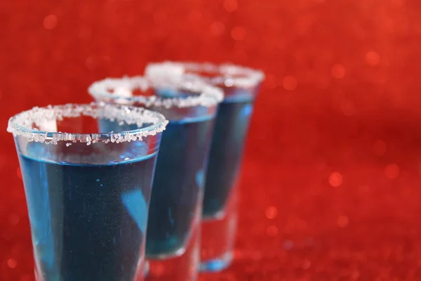 Trois verres avec des boissons bleues — Photo