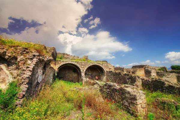 Las ruinas de la antigua ciudad de Pompeya, Italia — Foto de Stock