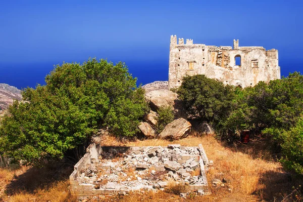 Руины башни Айя на острове Наксос, Греция — стоковое фото