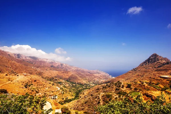 Blick auf den nördlichen ländlichen Teil der Insel Naxos, Griechenland — Stockfoto