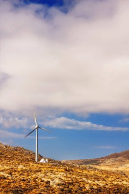 Rüzgar türbinleri adada Naxos, Yunanistan
