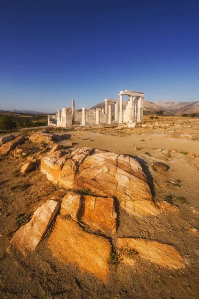 Temple de Demeter sur l'île de Naxos, Grèce, au coucher du soleil — Photo