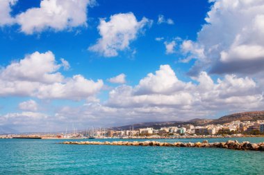 Eski Venedik Limanı, Crete island, Yunanistan görüldüğü gibi Rethymno şehir