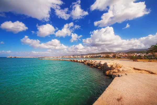 Città di Rethymno vista dall'antico porto veneziano, isola di Creta, Grecia — Foto Stock