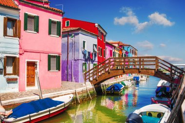 Genel mimari renkli adanın Burano, Veneto, İtalya