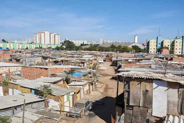 Favela na cidade de São Paulo . — Fotografia de Stock