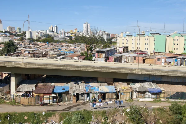 Favela in São Paulo — Stockfoto