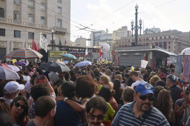 Öğretmenlerin sosyal güvenlik reformuna karşı protesto.