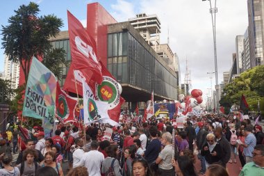 Sao Paulo işçilerin protesto.
