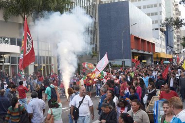 Sao Paulo işçilerin protesto.