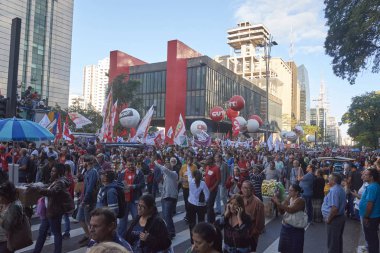 Sao Paulo işçilerin protesto.