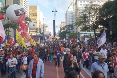 Sao Paulo işçilerin protesto.