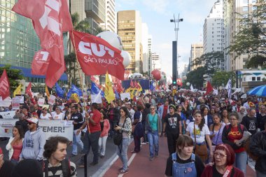 Sao Paulo işçilerin protesto.