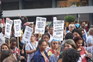 Sao Paulo işçilerin protesto.