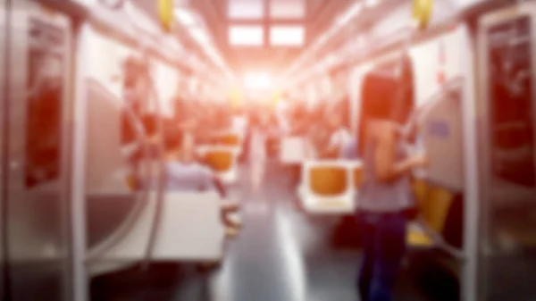 Blur pessoas no trem do metrô . — Fotografia de Stock