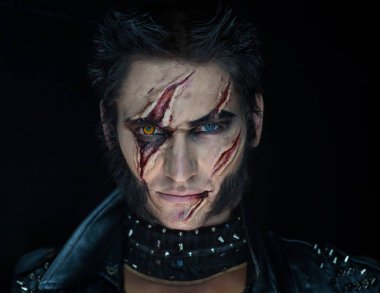 Profesyonel makyaj kurt adam Wolverine