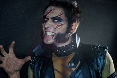 Profesyonel makyaj kurt adam Wolverine