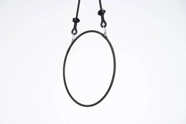 Beyaz arkaplanda siyah hava çemberi izole edildi