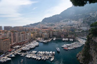 Değerli daireler ve liman ile lüks Yatlar bay, Monte Carlo, Monaco, Avrupa'da