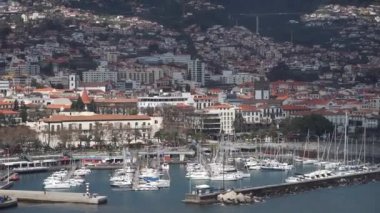 Portekiz, Madeira, Funchal şehrinin deniz manzarası