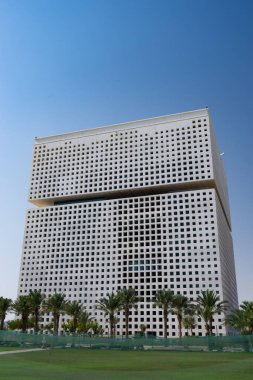 Doha, Katar, Ocak 03 2020 - Doha Katar 'daki Katar vakıf camiinin manzarası