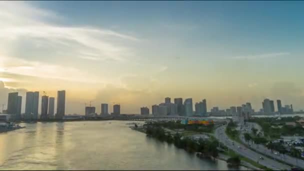 Time-Lapse of Sailing from the port of Miami at the sunset by the cruise ship — Wideo stockowe