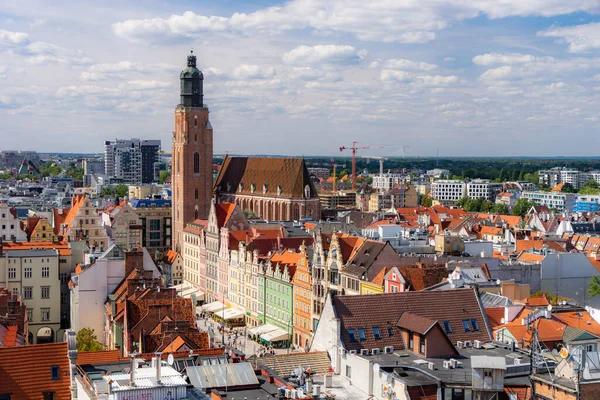 Vista panorâmica aérea superior da cidade velha de Wroclaw centro histórico da cidade com Rynek Market Square — Fotografia de Stock